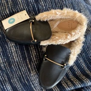 Gucci inspired slides.